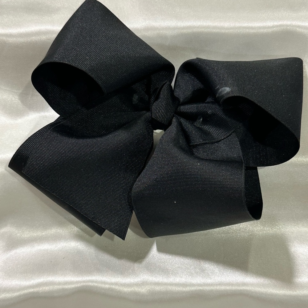 Classic Black Grosgrain Hair Bow- bundle 2+ for savings on shipping.